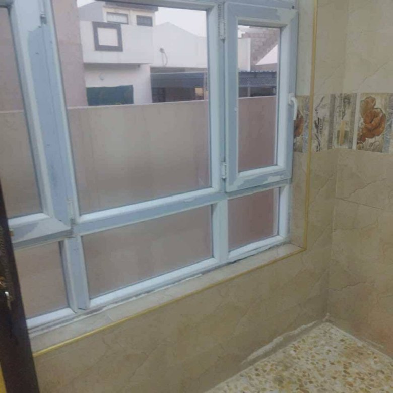 يتوفر بيت للإيجار