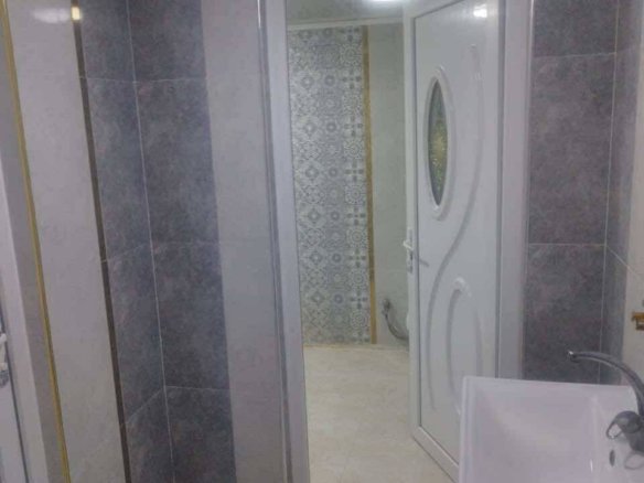 يتوفر بيت للإيجار