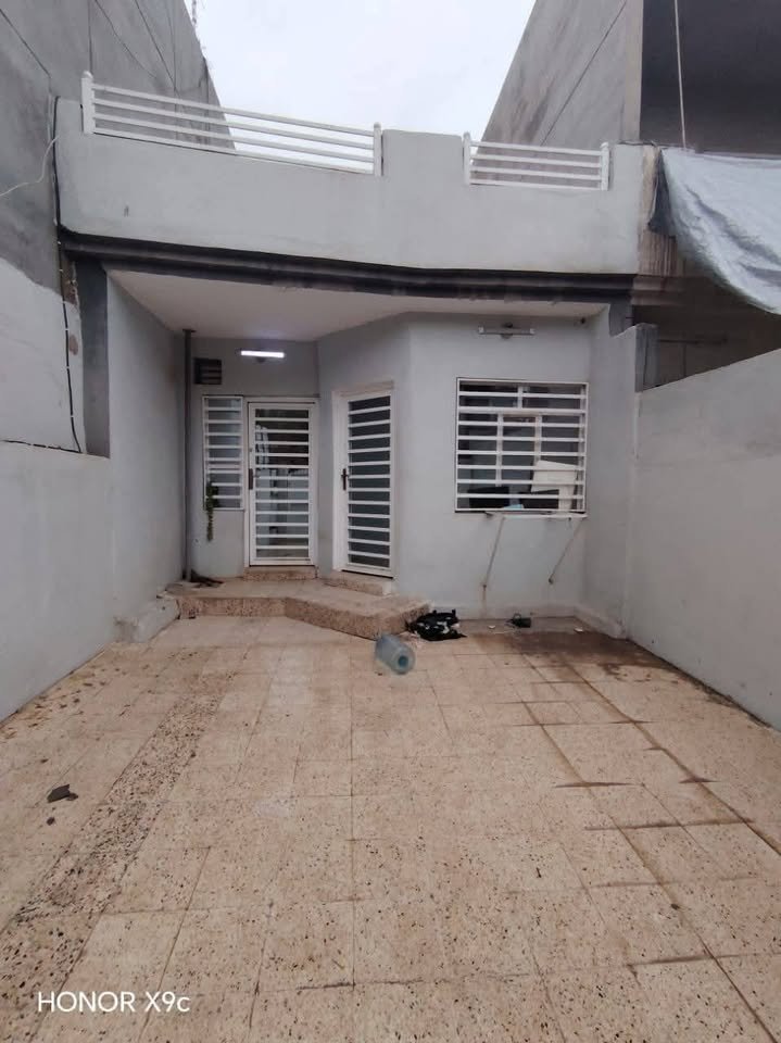 700253096_823888427443422_8457691519814062931_n بيت للايجار