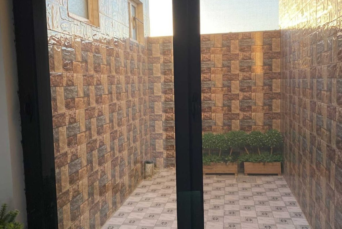 بيت للبيع