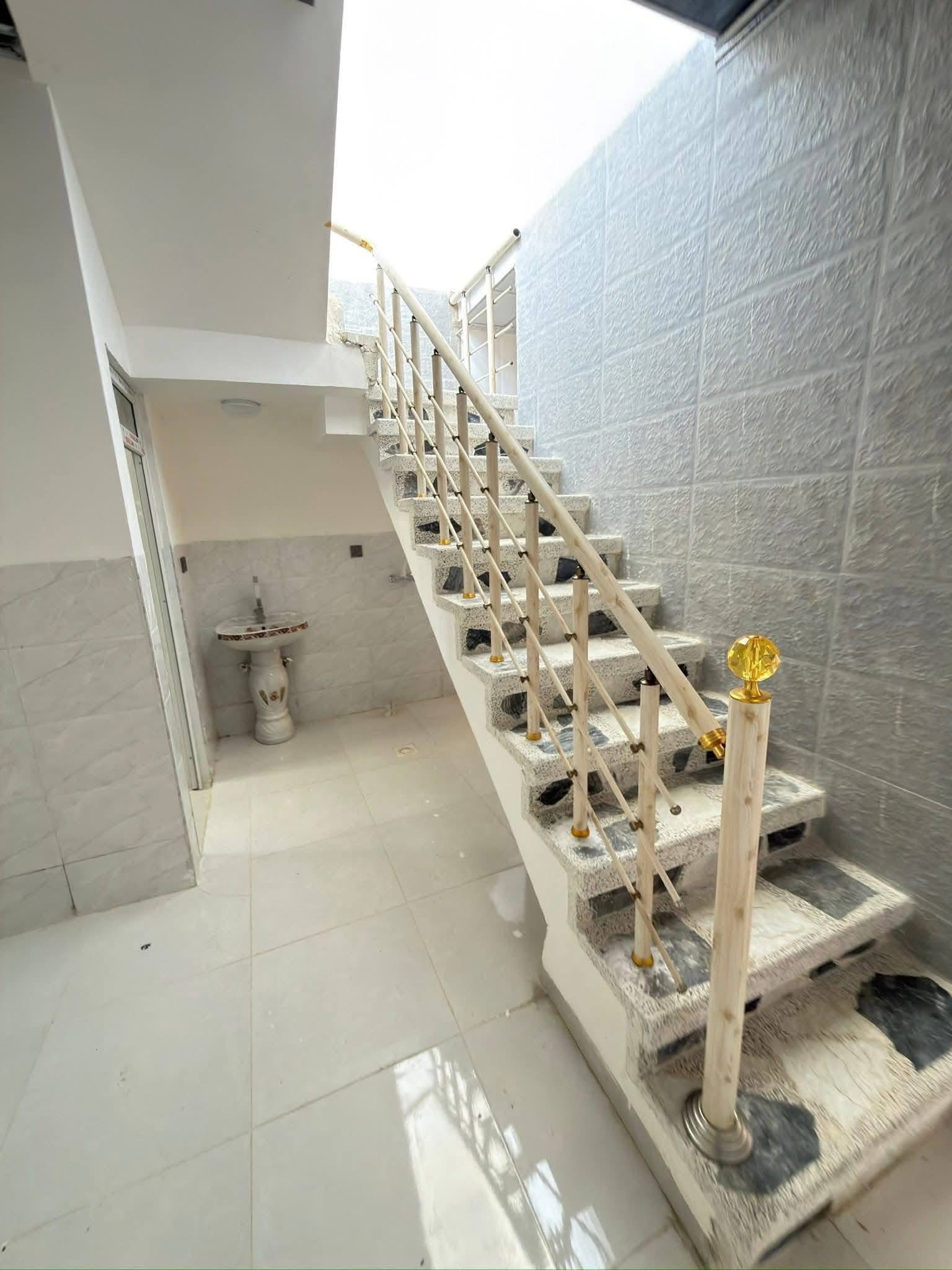 707964895_2232092590876187_4640371907333666331_n بيت للبيع