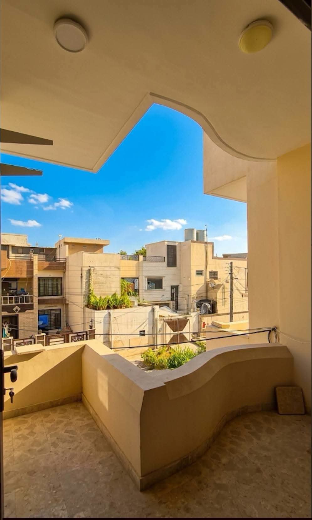 🏡 دار للبيع في القادسية الثانية