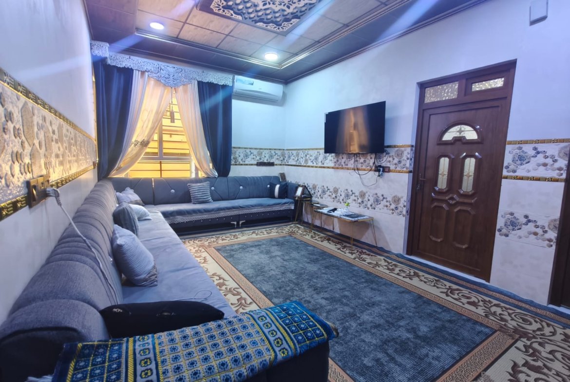 للبيع