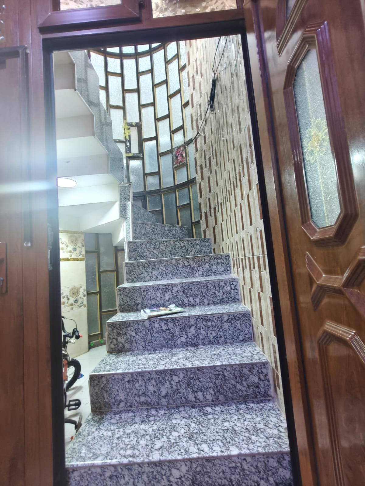 للبيع