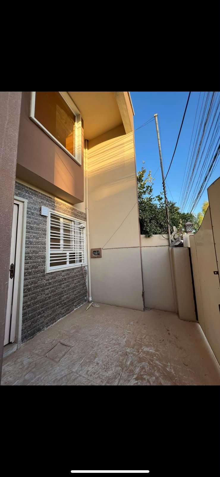 للبيع