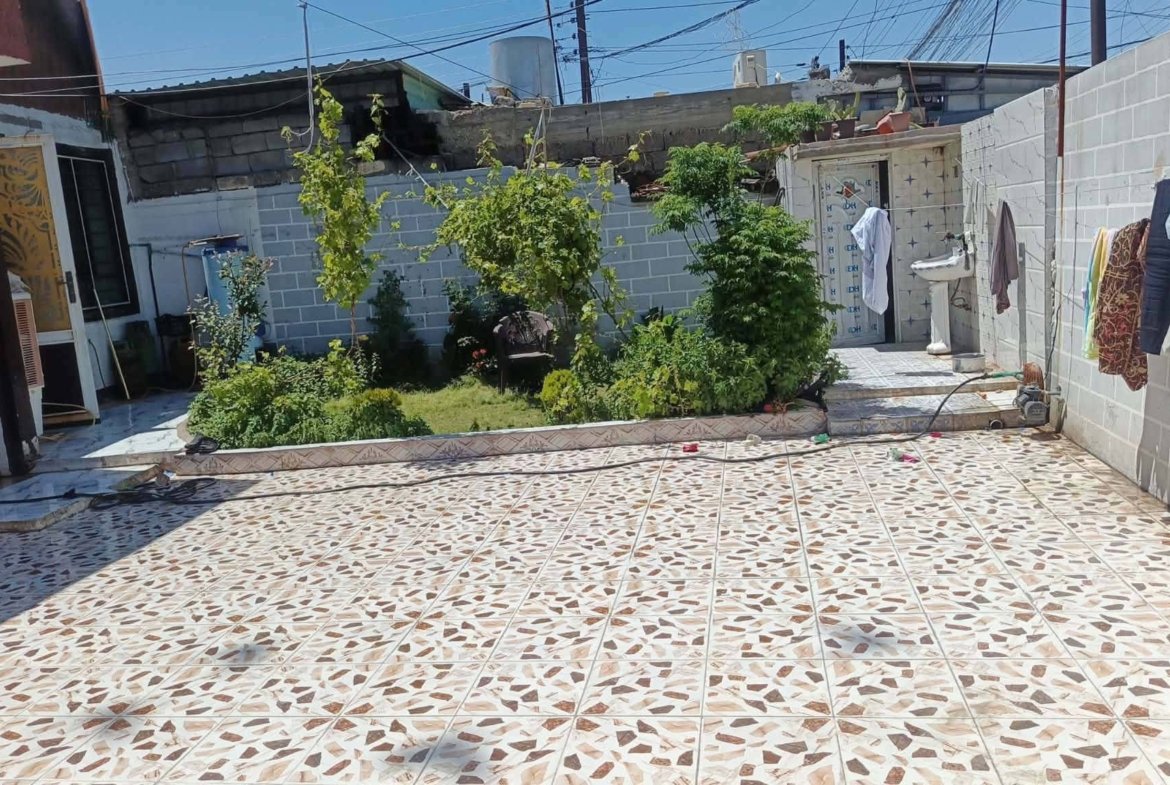 دار للبيع