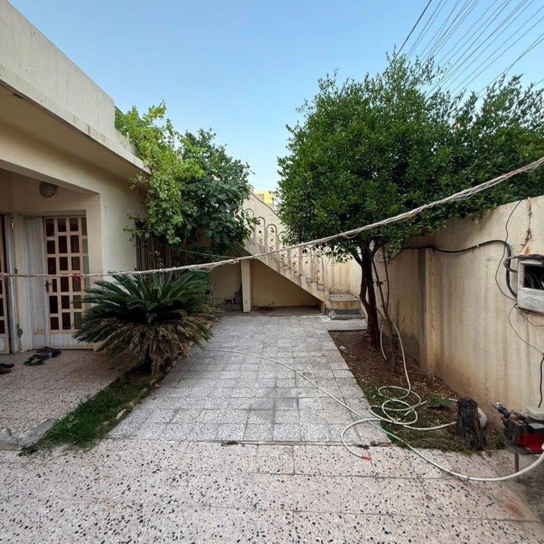 دار للبيع