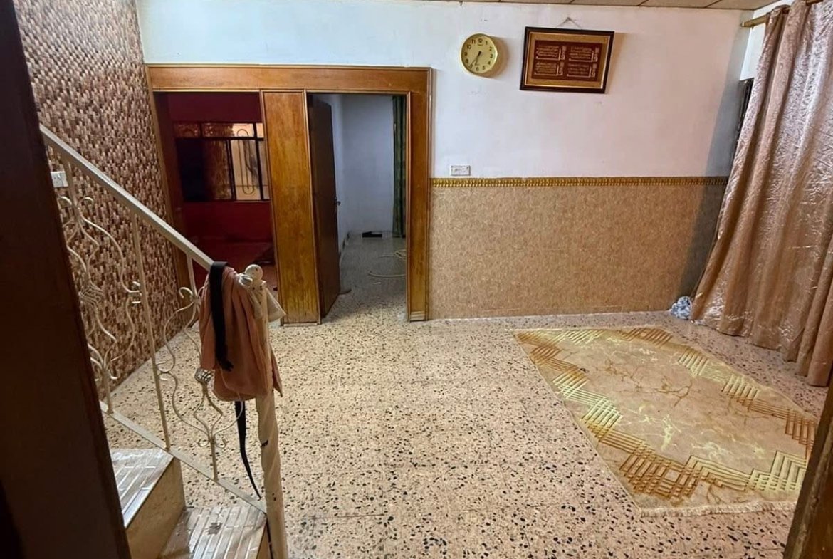 دار للبيع