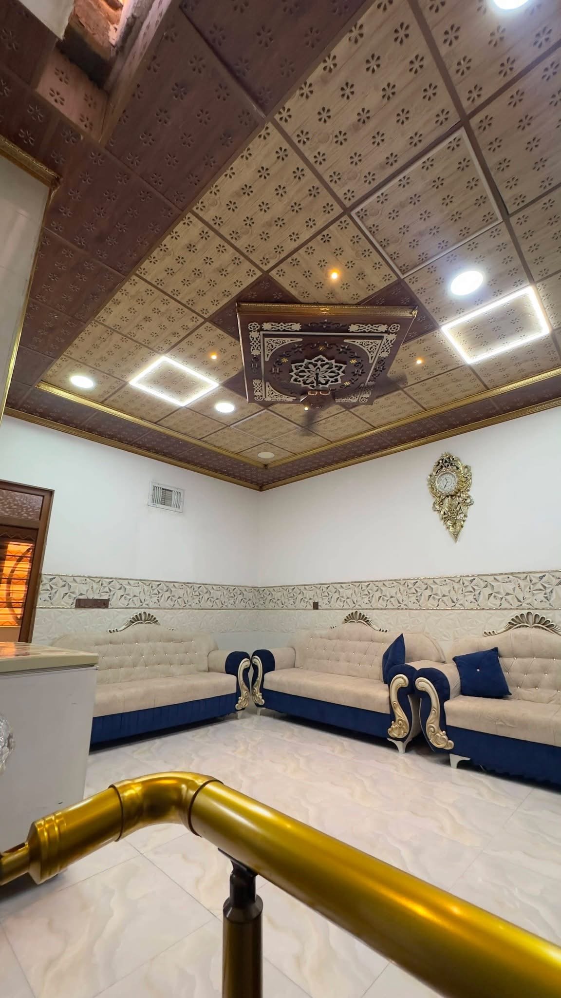 دار للبيع